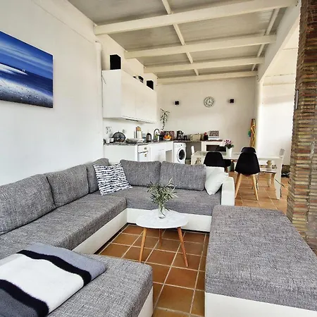 Aura Villa